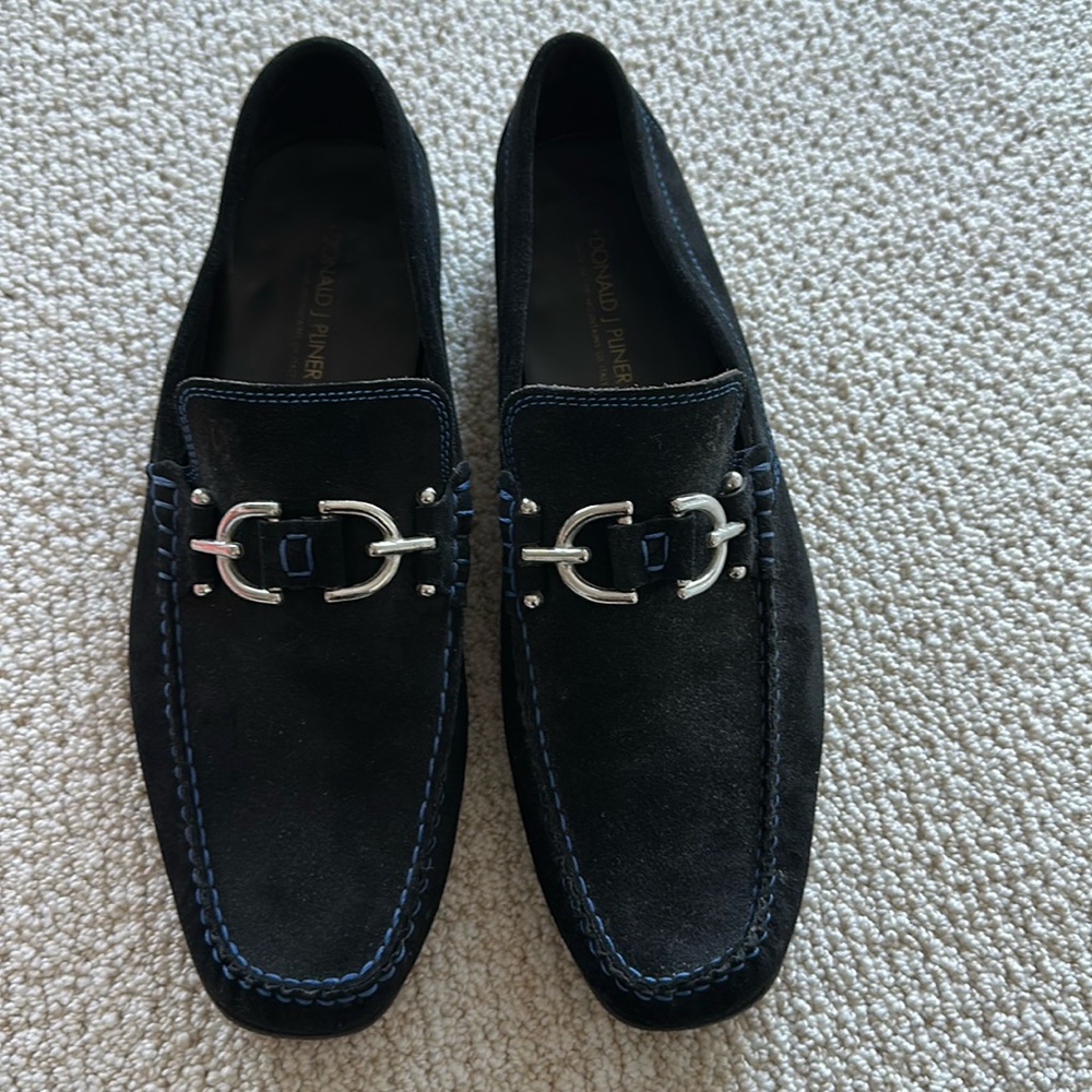 Donald J Pliner navy suede loafers